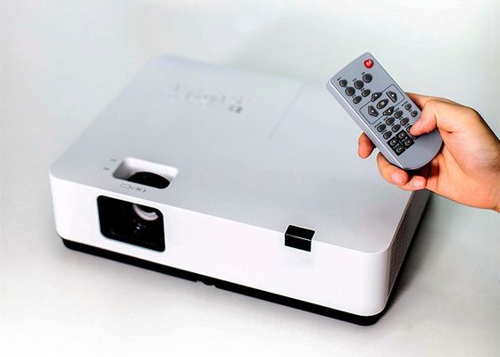 Jakość Projektor SMX 3700 lumenów Projektor XGA 3LCD 1024x768 dla edukacji Fabryka